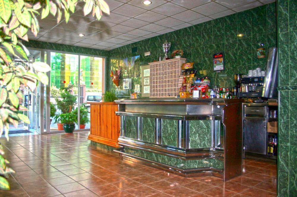 Hostal La Casa De Enfrente Μάλαγα Εξωτερικό φωτογραφία