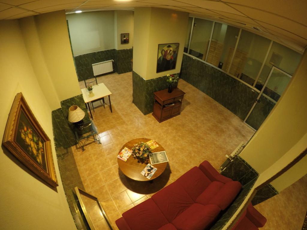 Hostal La Casa De Enfrente Μάλαγα Εξωτερικό φωτογραφία