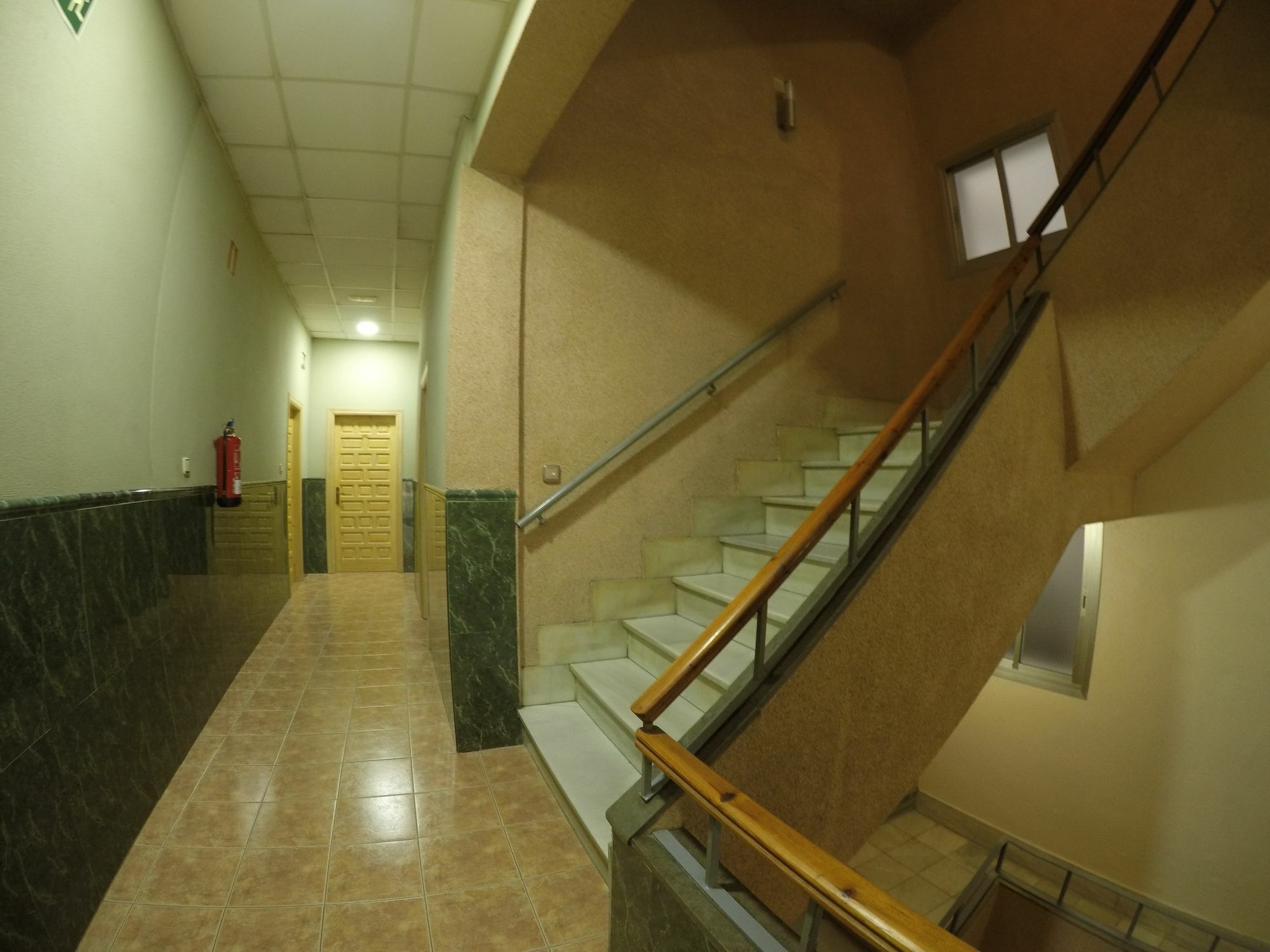 Hostal La Casa De Enfrente Μάλαγα Εξωτερικό φωτογραφία